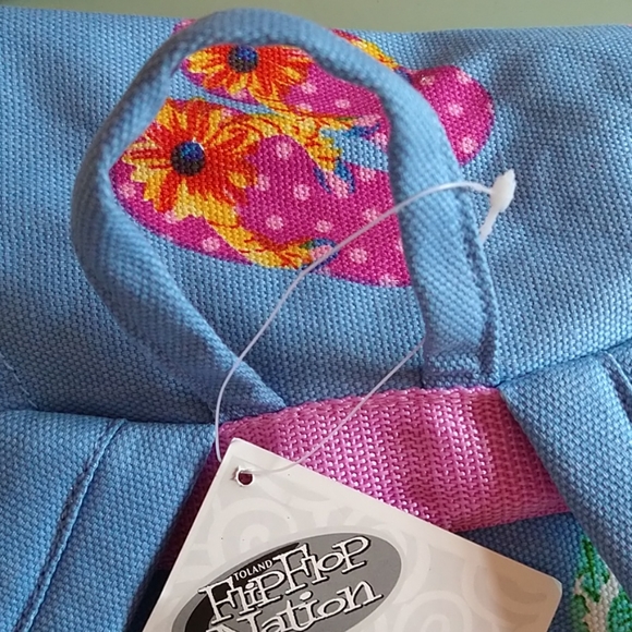 NWT Flip Flop Nation blue print backpack - Picture 6 of 6